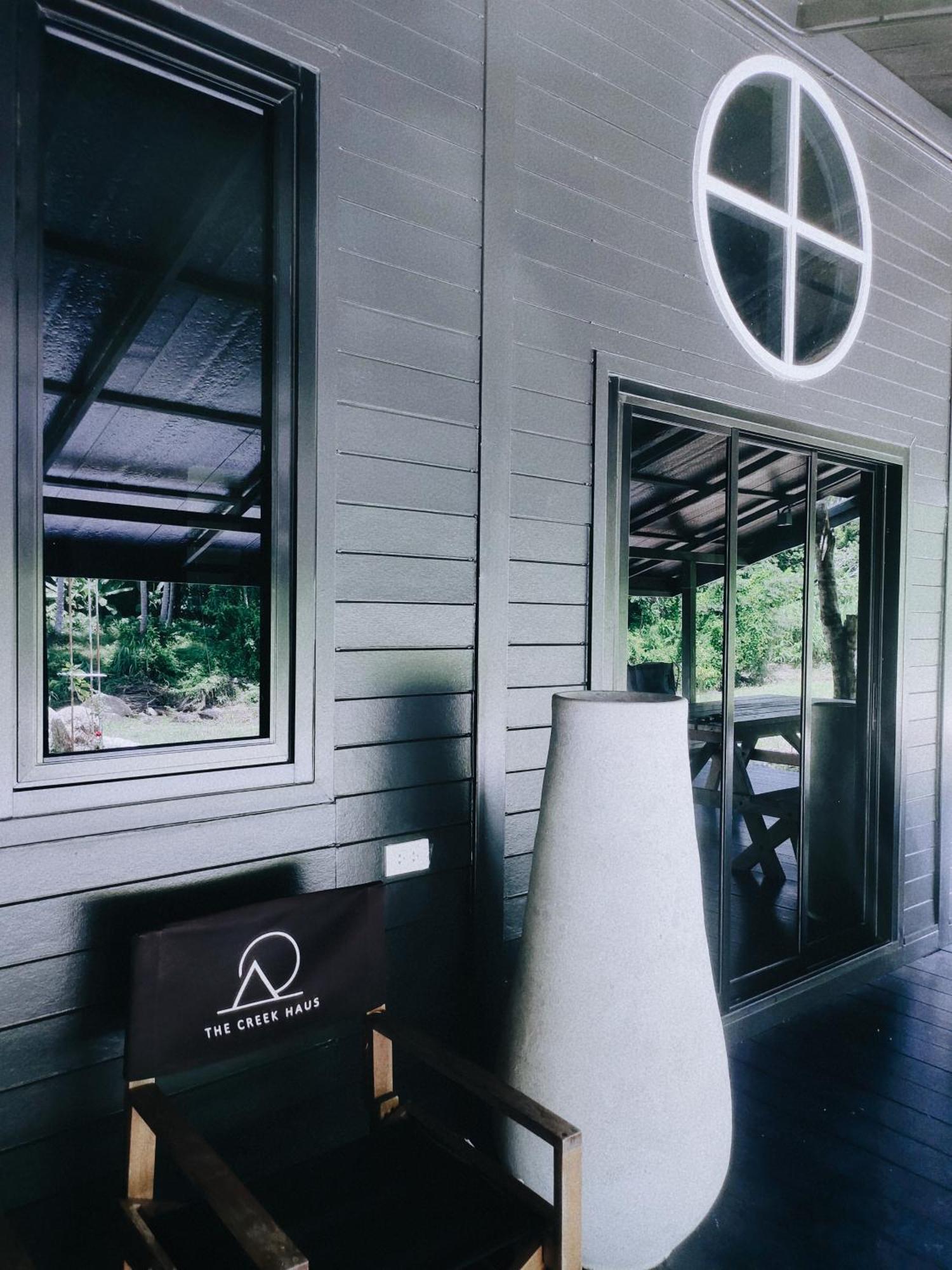 The Creek Haus Bed and Breakfast Lan Saka Buitenkant foto